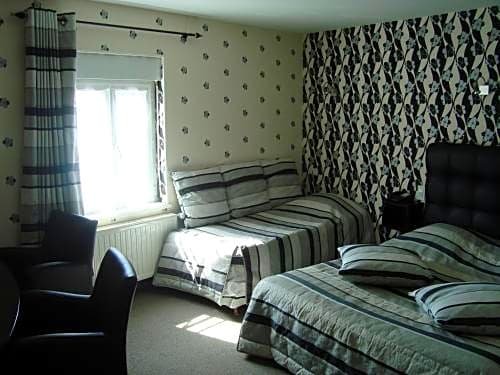 Фото Logis Hôtel de la Croix d'Or