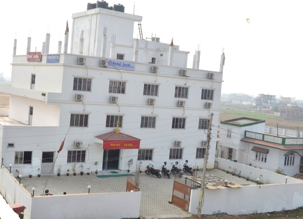 Фото Hotel Joshi