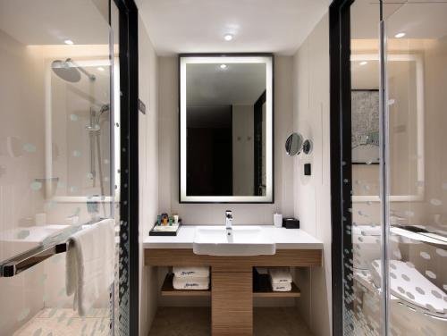 Фото Hampton by Hilton Guangzhou Zhujiang New Town