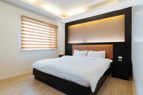 Гостиница Northpointe Residences в Кесон-Сити