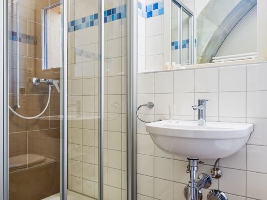 Фото Hotel Hine Adon