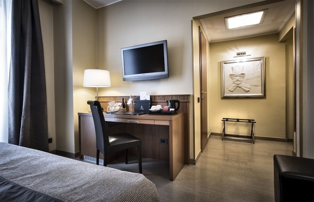 Фото Hotel Dei Cavalieri Milano Duomo
