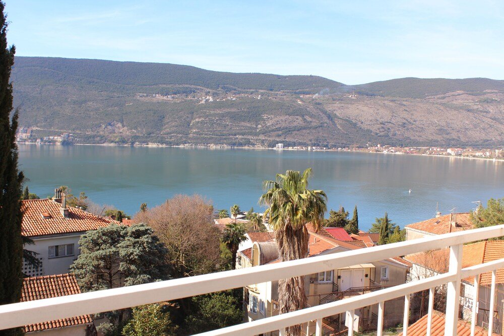 Фото Guest House Tomanovic