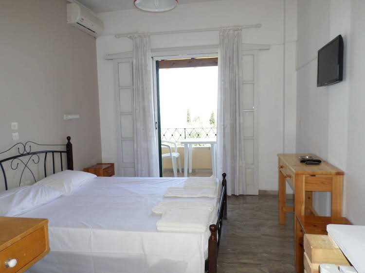 Фото Passas Mare Apartments & Studios