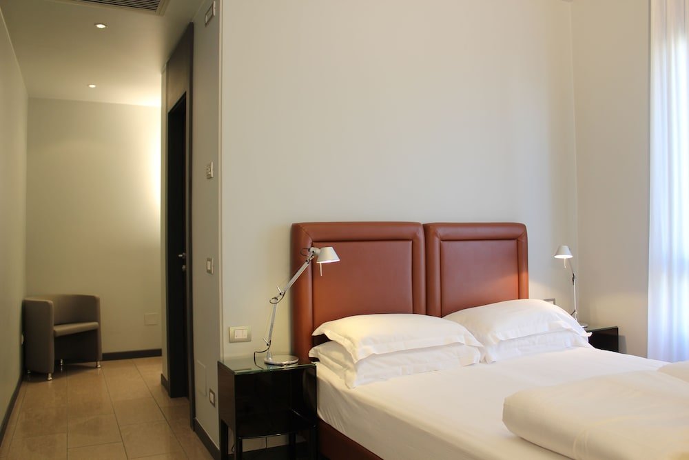 Фото Hotel Verona