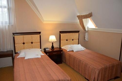 Гостиница Villa Hotel в Дебрецене