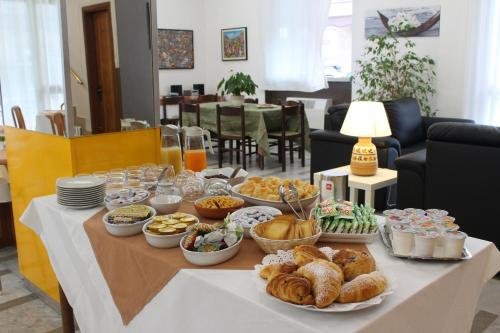 Фото Hotel Lorenzo