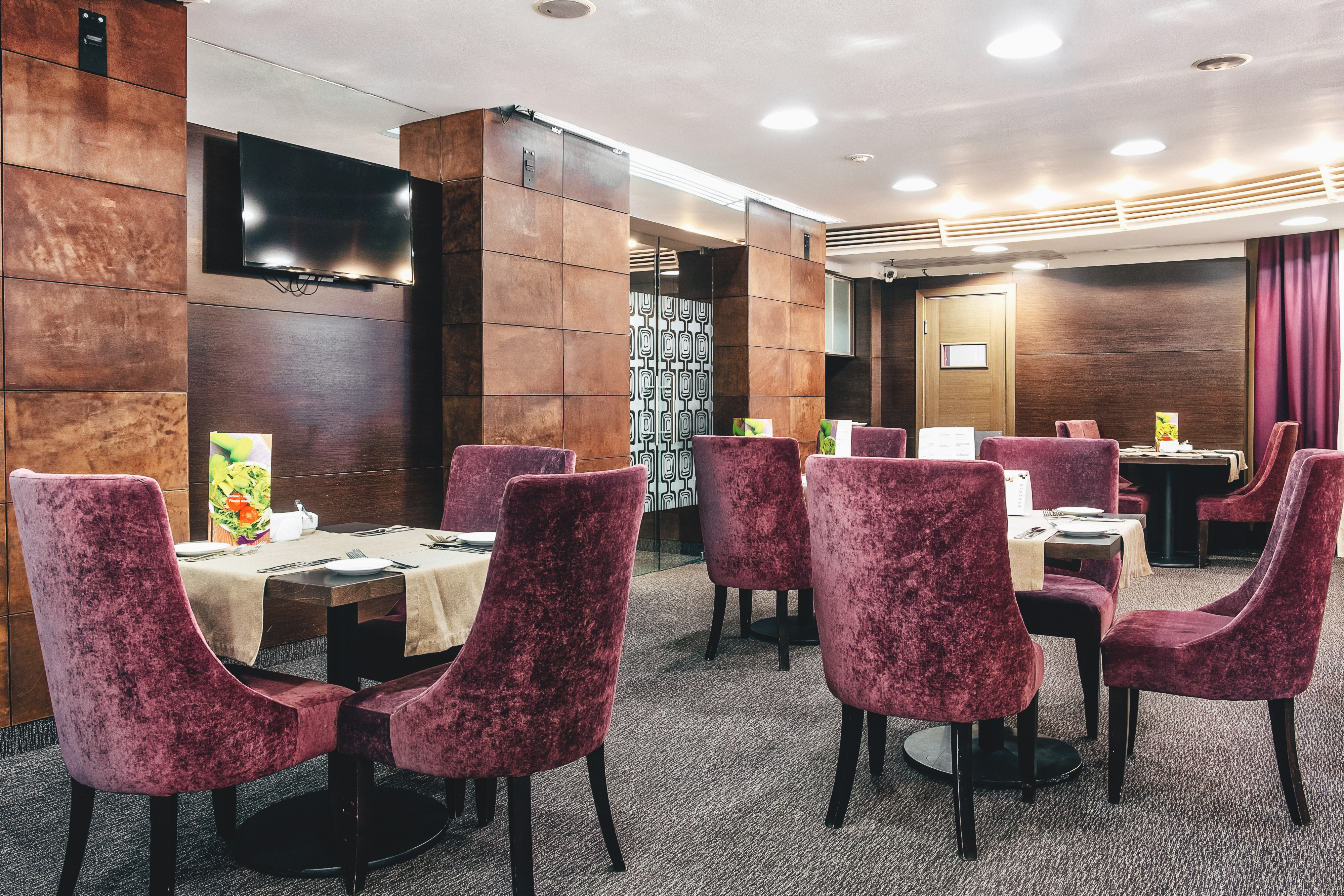 Фото Гранд Авеню by Usta Hotels