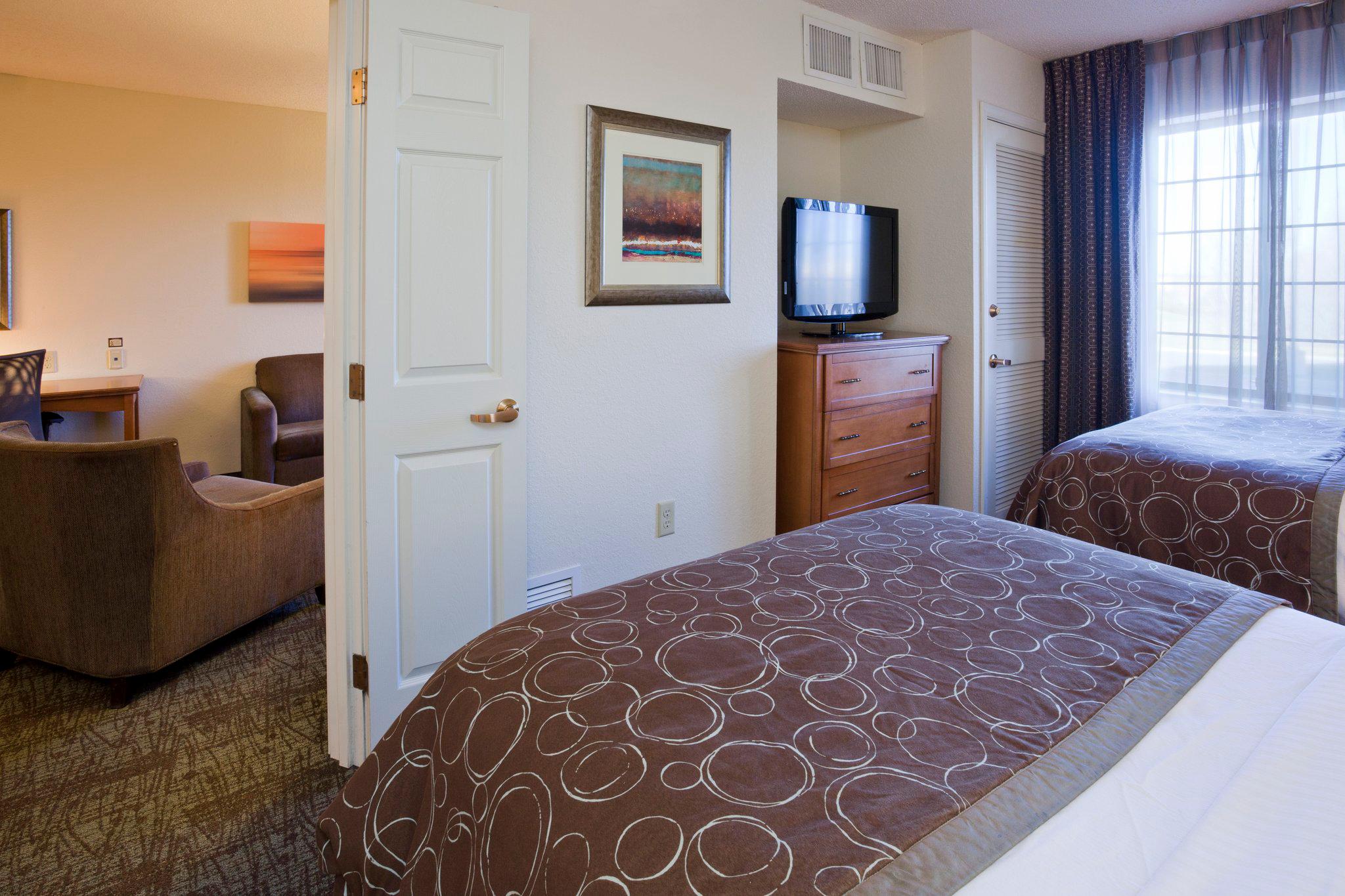 Фото Candlewood Suites Eagan Arpt South - Mall Area, an Ihg Hotel