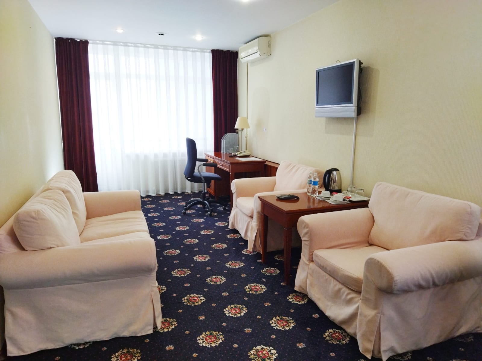 Фото отеля 3