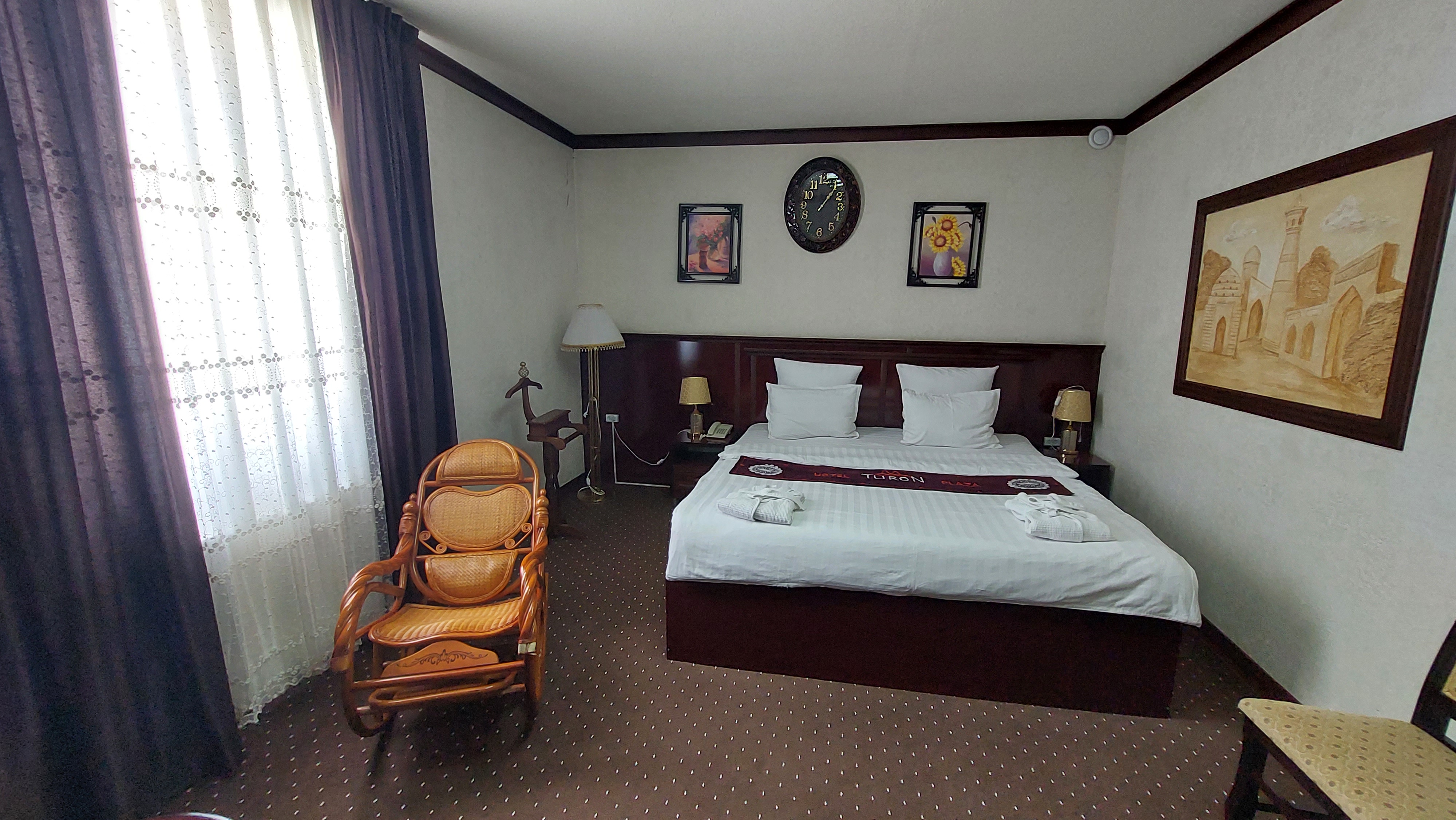 Фото Turon Plaza