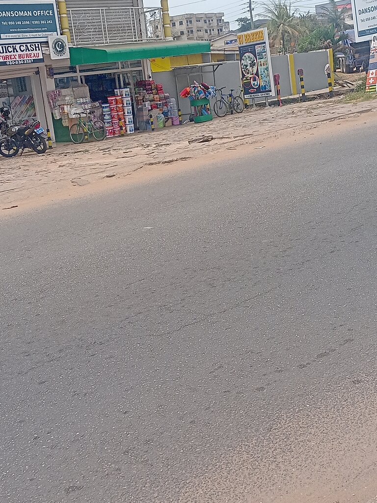 Alcoholic beverages TJ breeze, Accra, photo