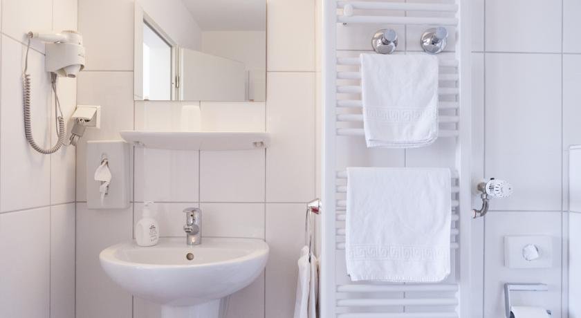 Фото Hotel am Düsseldorf Platz