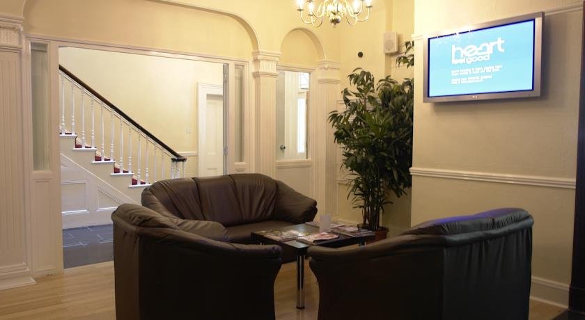 Фото Cavalier House