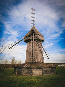 Деревянная Польно-Конобеевская ветряная мельница (Ryazan Region, Shatskiy rayon, Lesno-Konobeyevskoye selskoye poseleniye), atracción