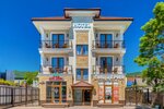 Atlantida (Sovetskaya street, 21), hotel