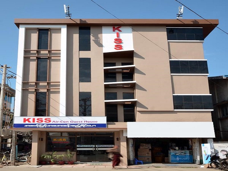 Фото отеля 1