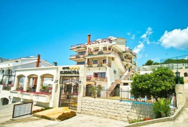 Гостиница Small Hotel Kleopatra