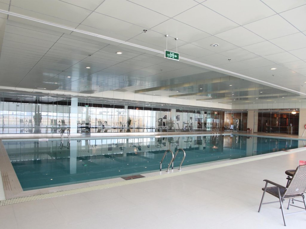 Фото Haiwaihai Crown Hotel