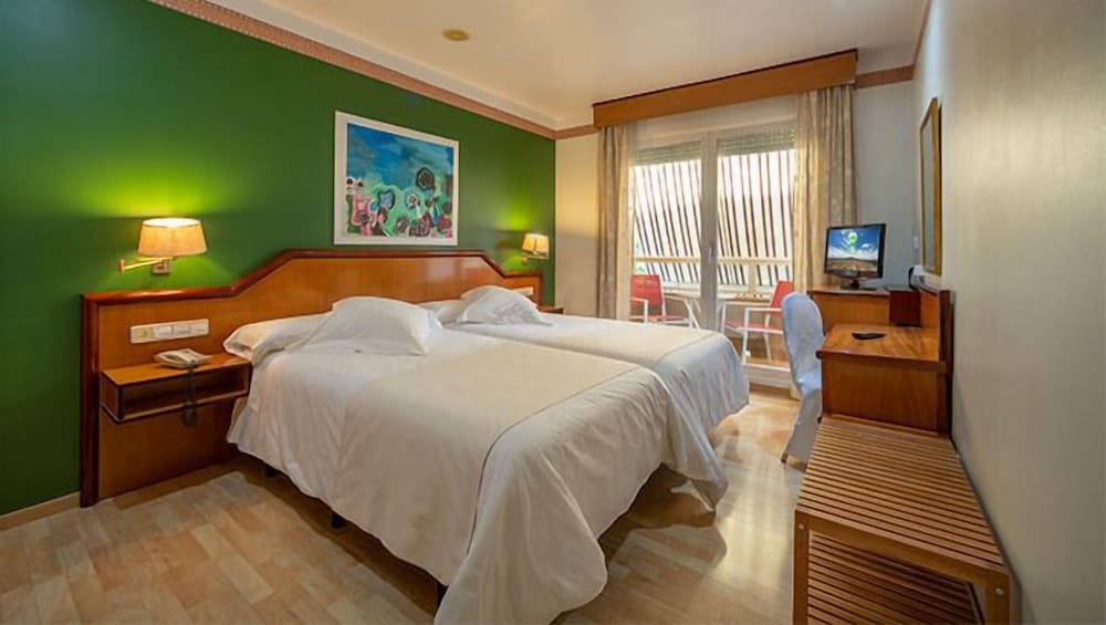 Фото Hotel Torrepalma