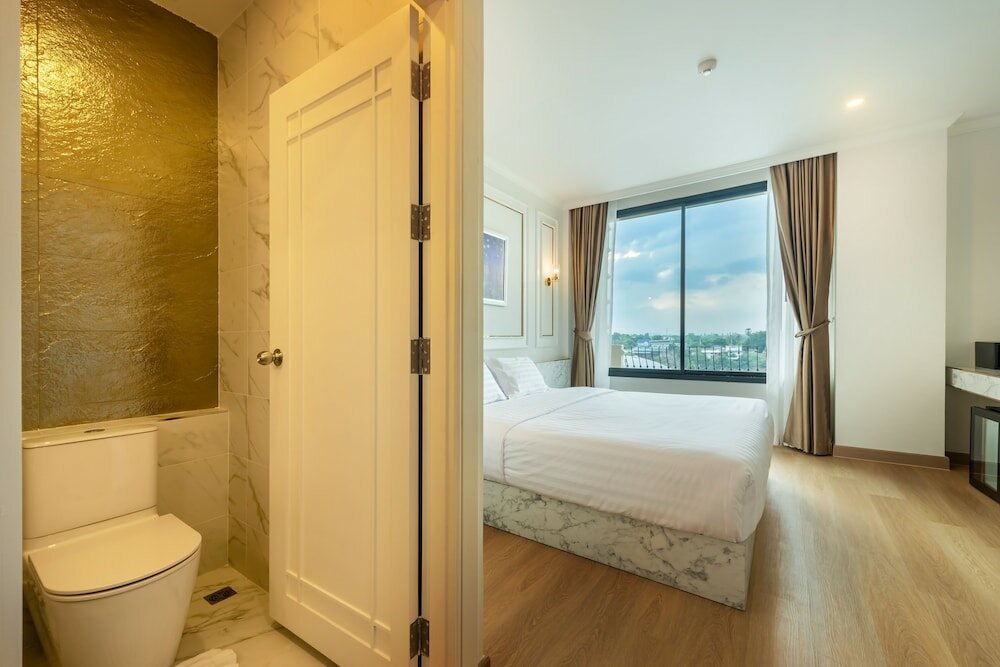 Фото Nine River Hotel