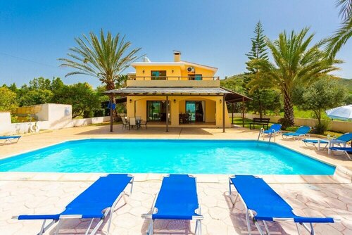 Гостиница Villa Noni: Large Private Pool в Районе Пафос