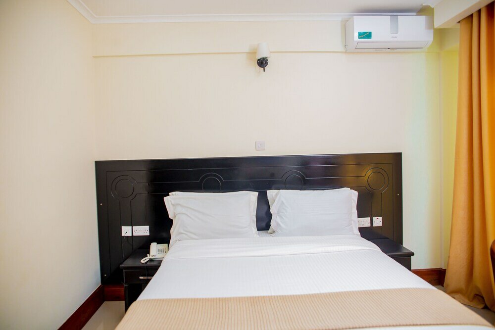 Фото Eden Highlands Hotel