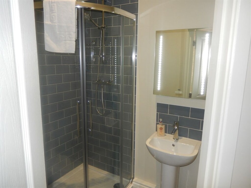 Фото The Bear Marlborough