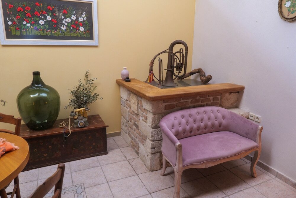 Фото Amnisiades Apartments