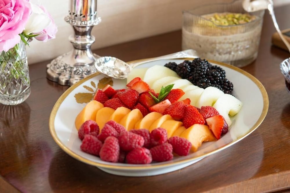 Фото Coach House Boutique B&b