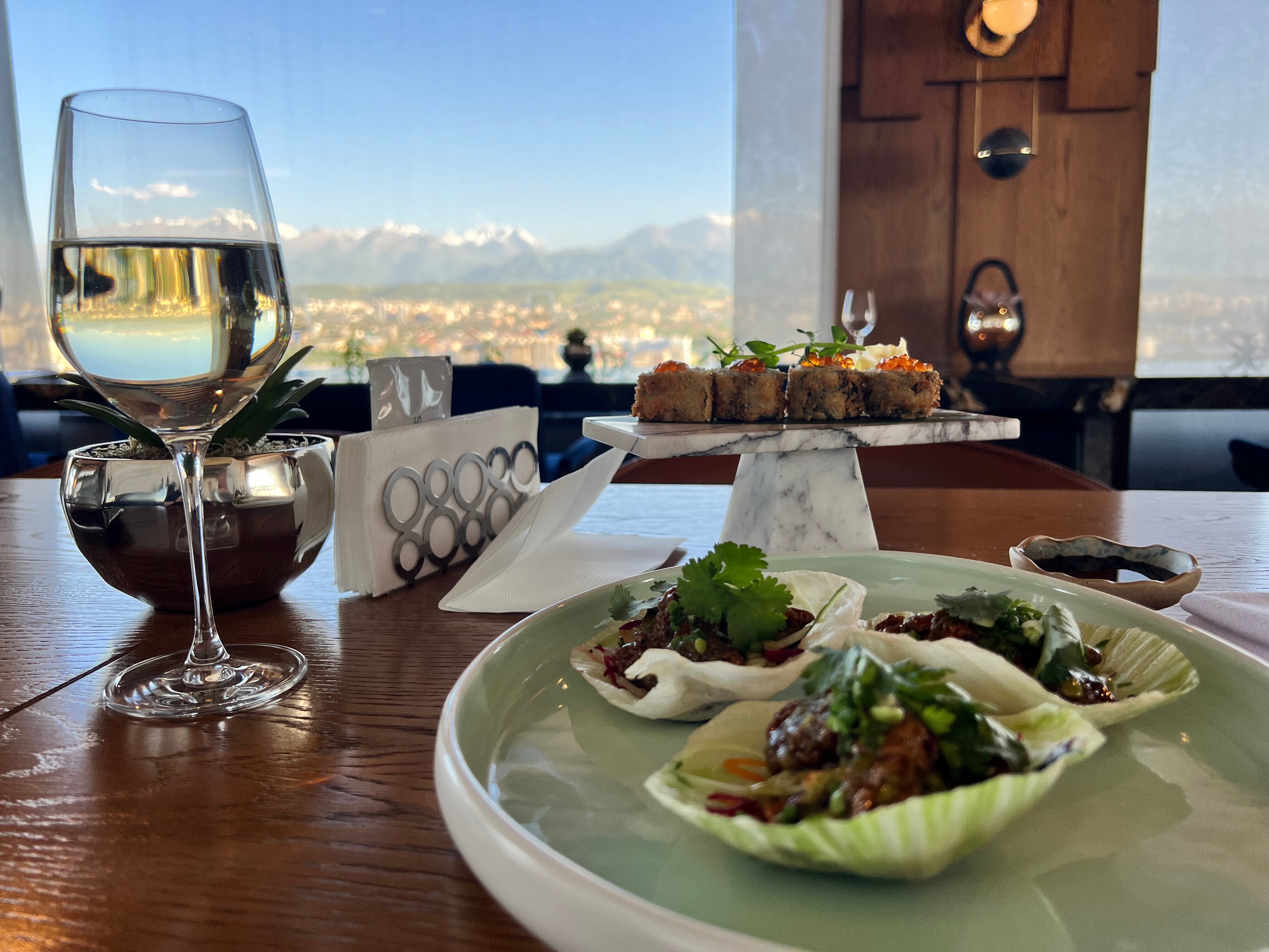 Фото Sheraton Bishkek