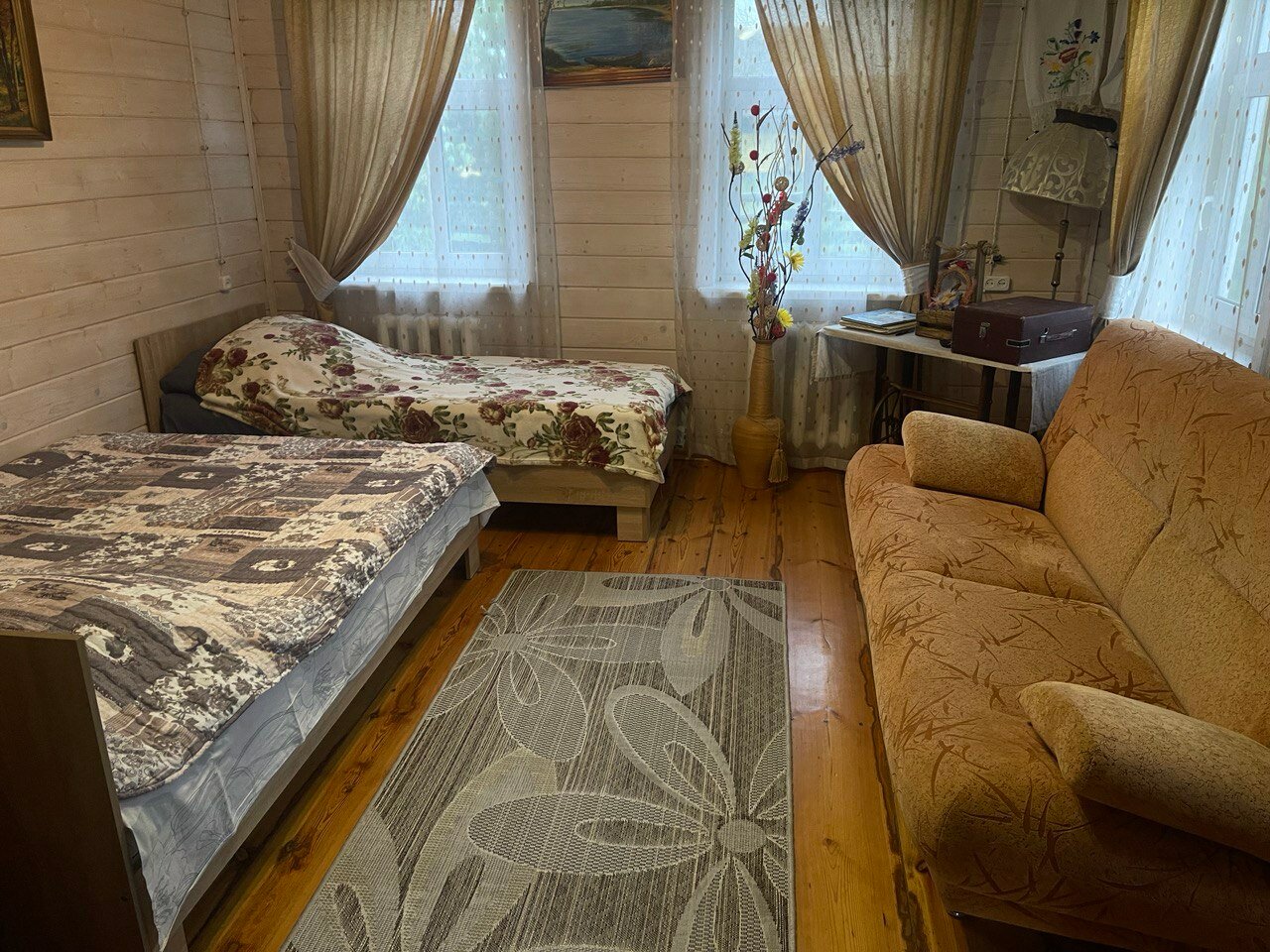 Фото Гостевой дом Рябинка