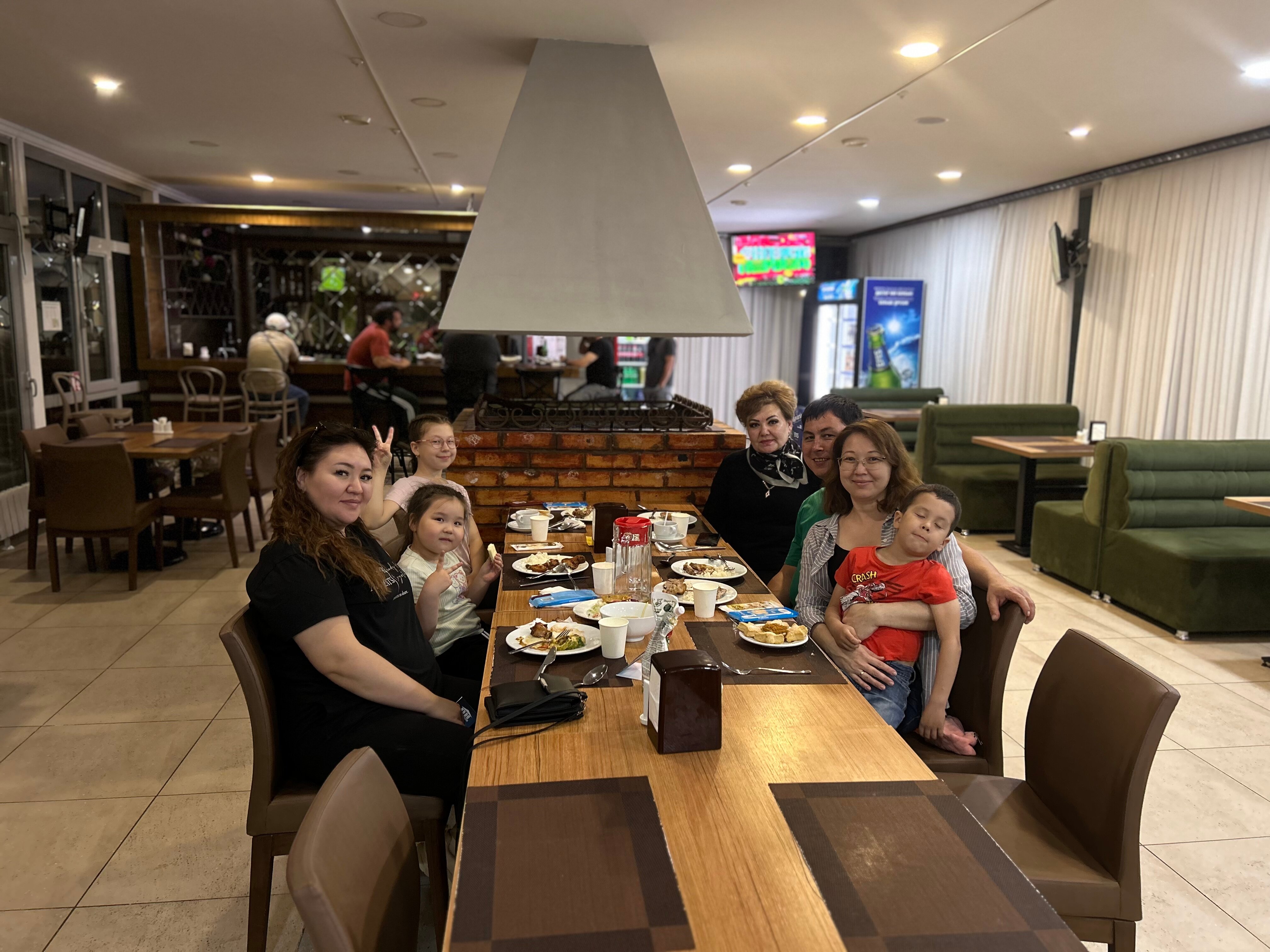 Фото Dostyk Hotel