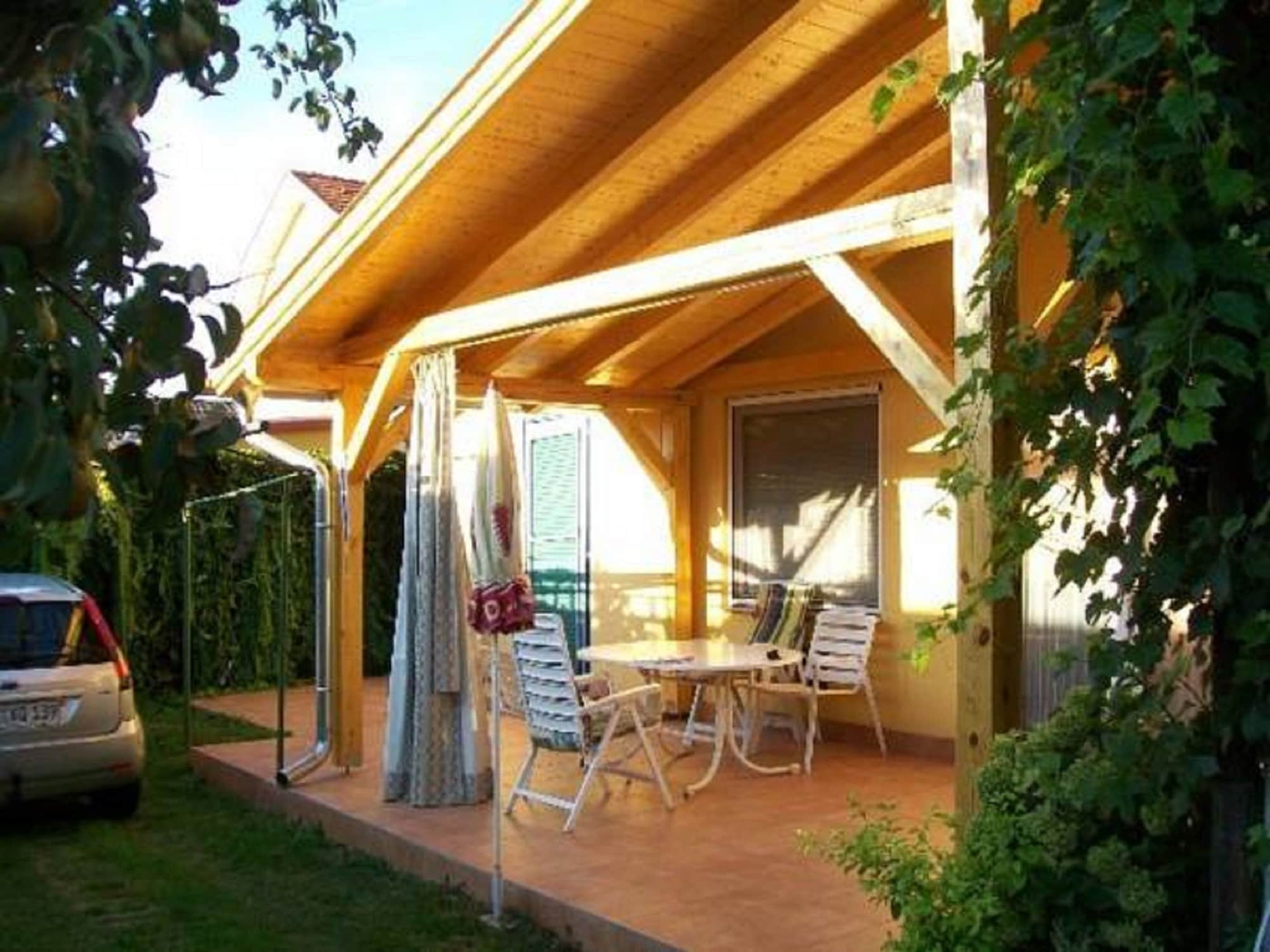 Фото Гостевой дом Toldi Panzió Hévíz