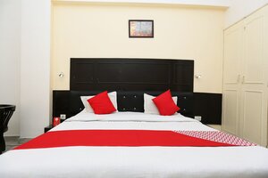 Гостиница Oyo 19320 Hotel Chanakaya