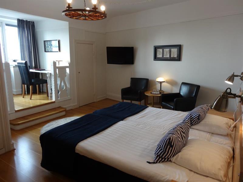 Фото Hamnhotellet Kronan