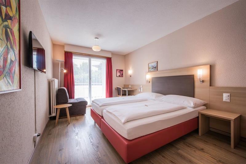 Фото Hotel Derby Interlaken - Action & Relax Hub