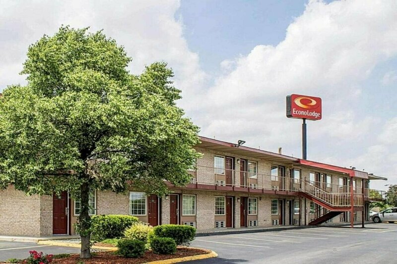 Гостиница Econo Lodge Columbus West в Колумбусе