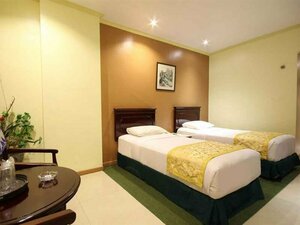 ATM Center Banjarmasin Intl Hotel (Jl. Ahmad Yani Km. 4,5), hotel