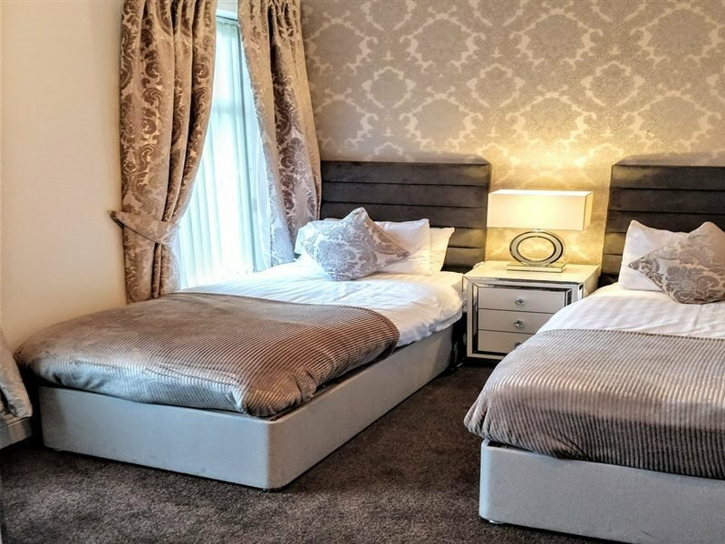 Фото Angel House Bed & Breakfast