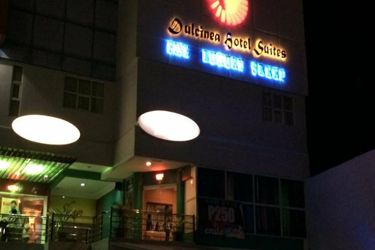 Фото Dulcinea Hotel and Suites