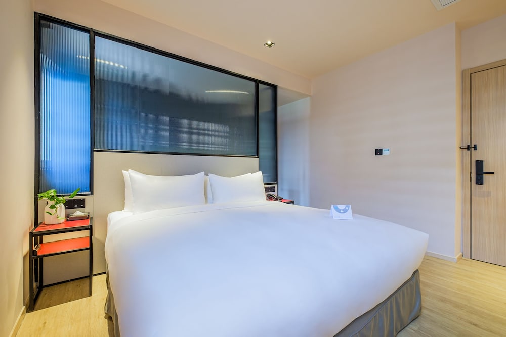 Фото Pace Hotel Suzhou Guanqian Branch