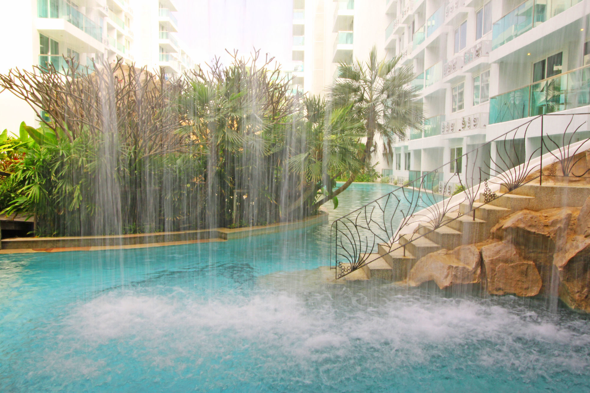 Фото Amazon Residence by Pattaya Sunny Rentals