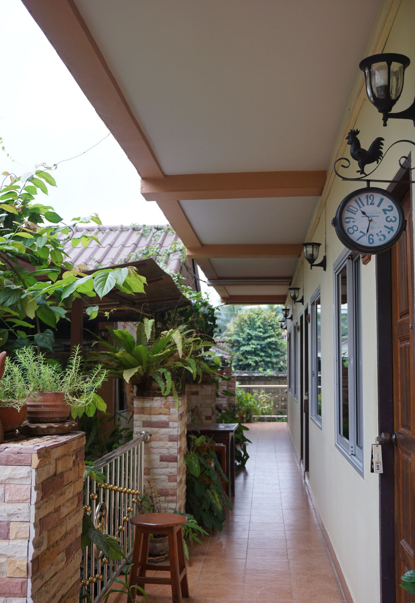 Фото Phoemphoon 2 Hotel