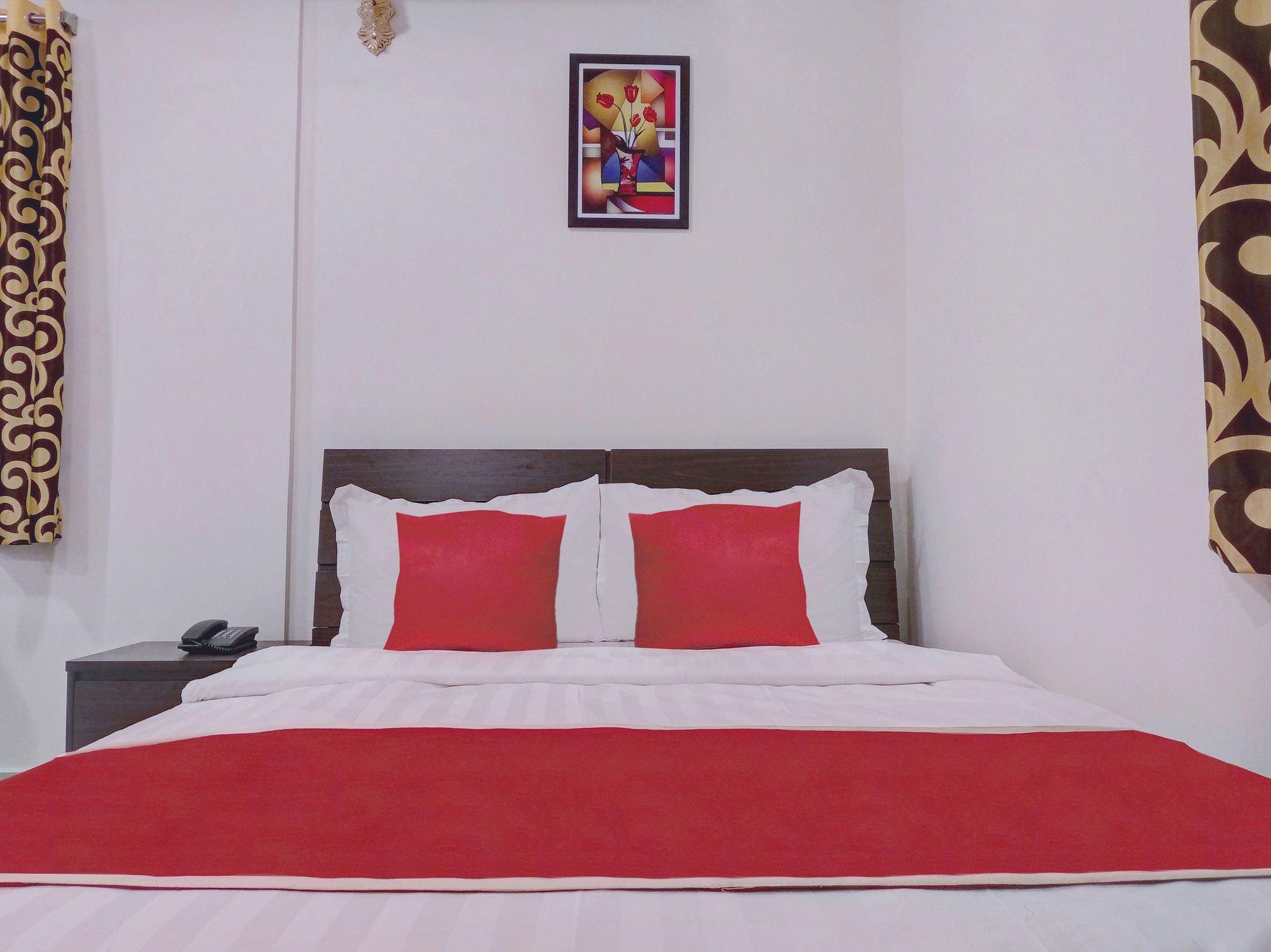 Фото Vaccinated Staff- Oyo Flagship 117 Assi Ghat Bhu