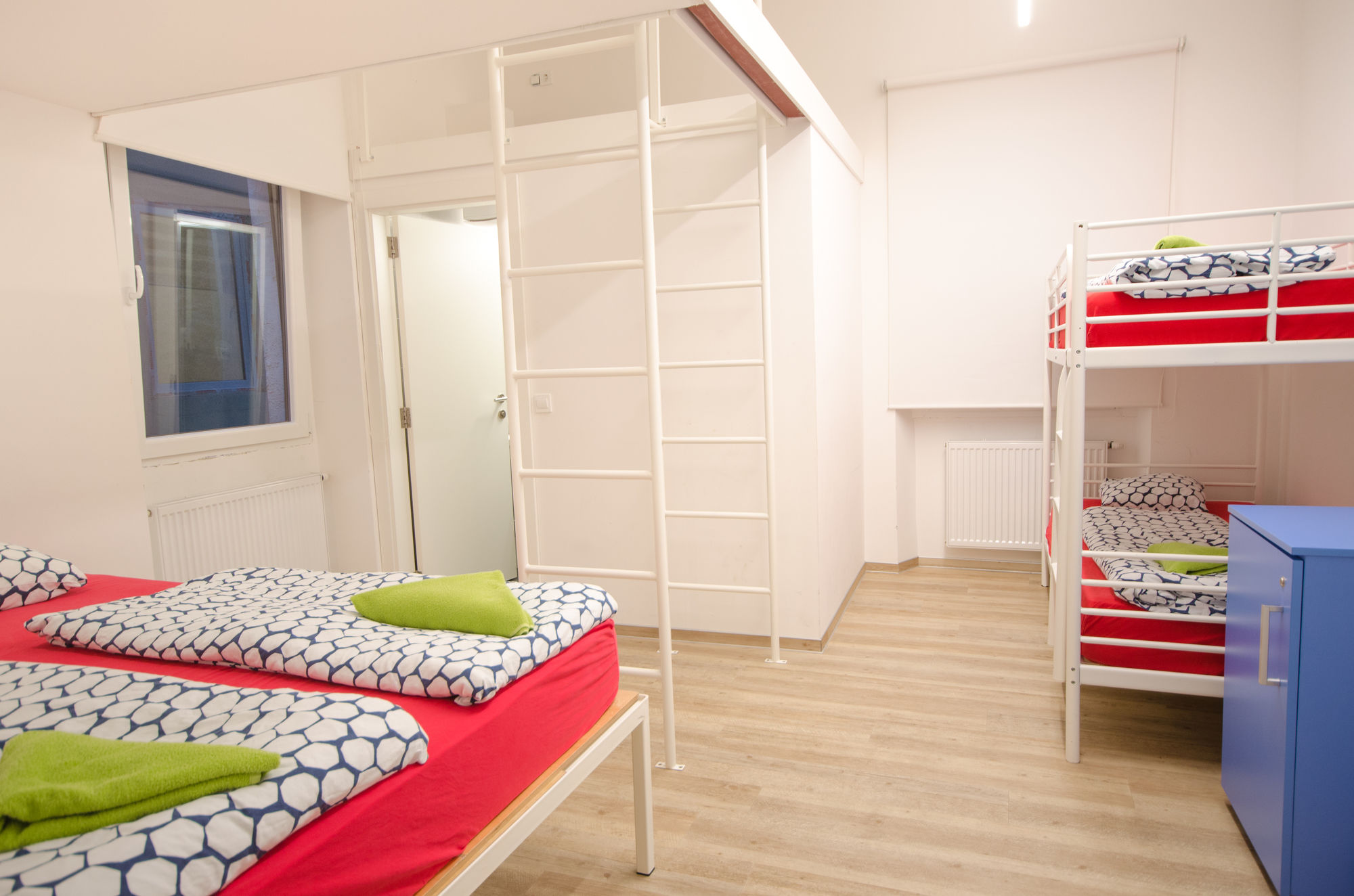 Фото Rooms Ambrožič