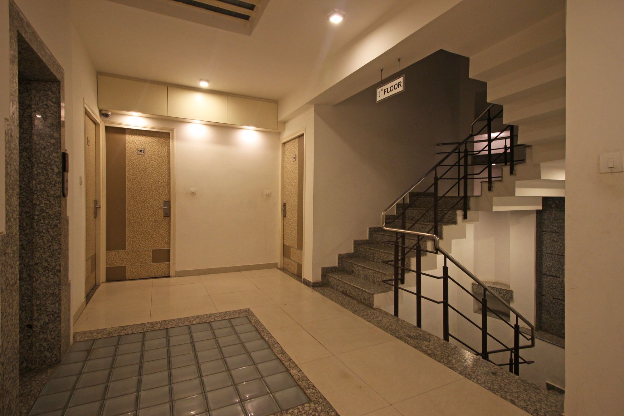 Фото Oyo 8456 Hotel Orient