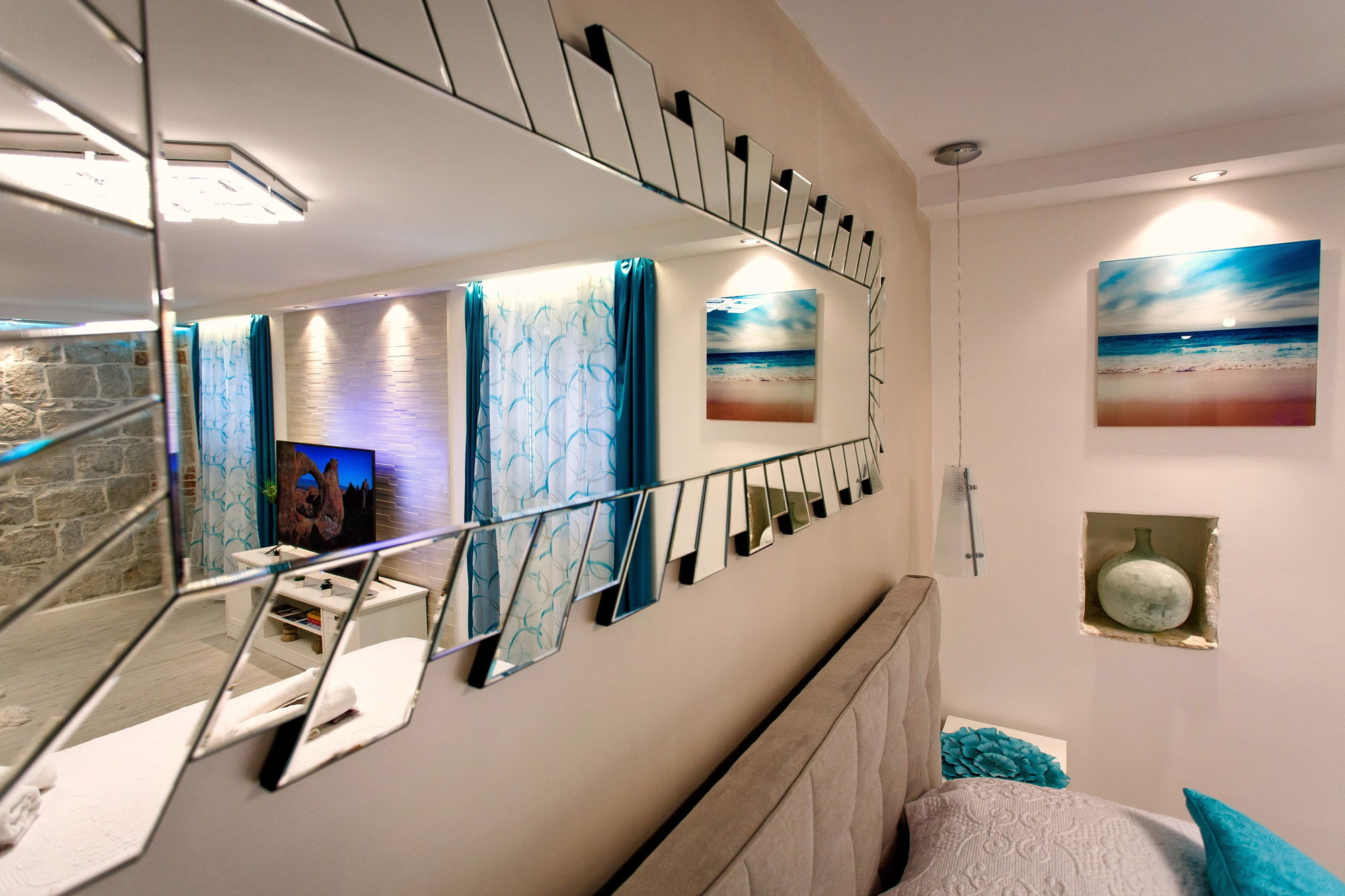 Фото House Sandra