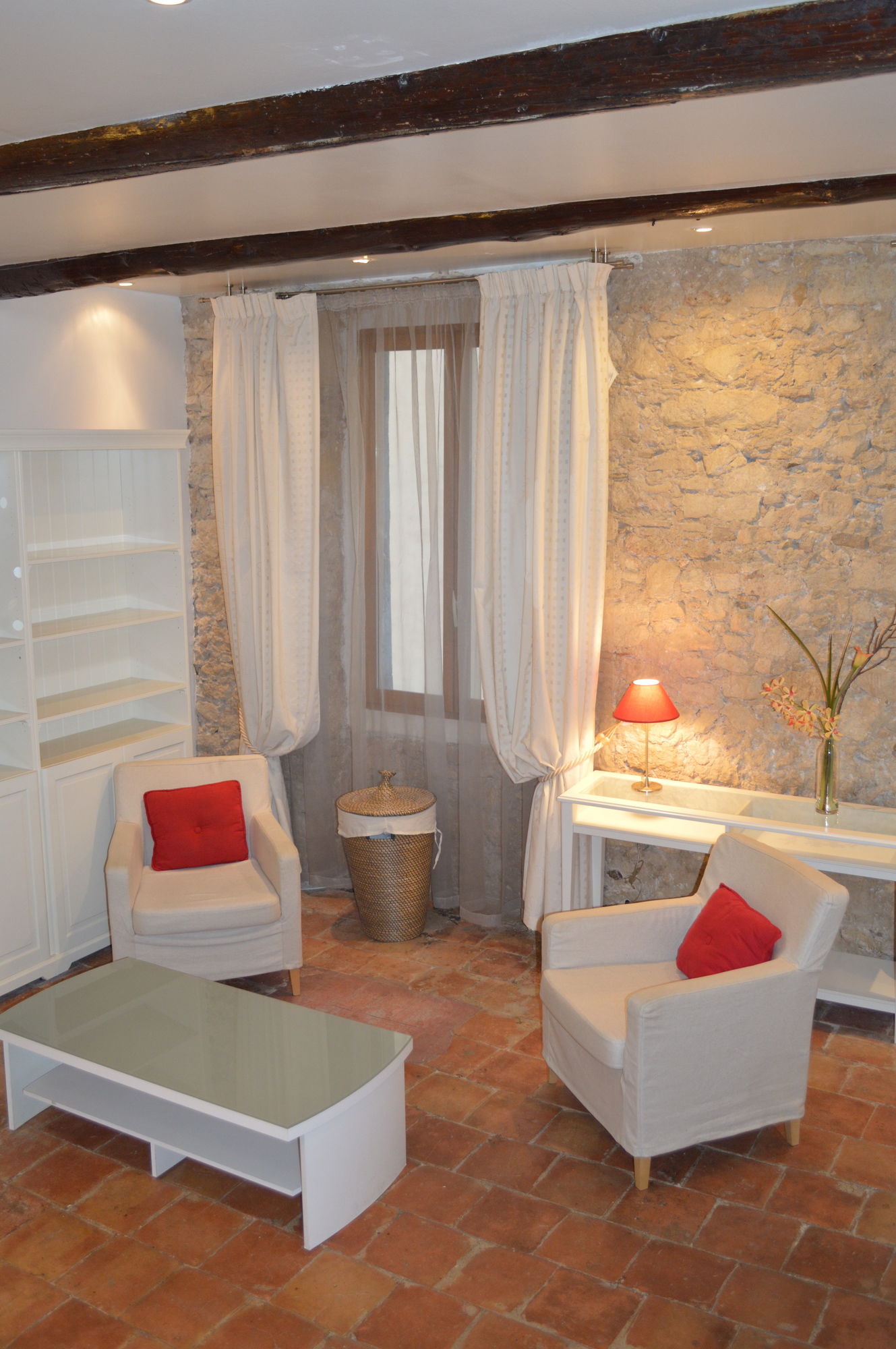 Фото Les Appartements du Vieux-Port