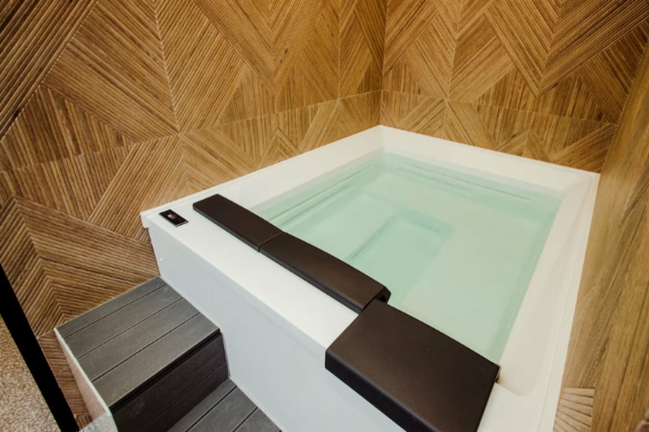 Фото The Crown Boutique Hotel & SPA